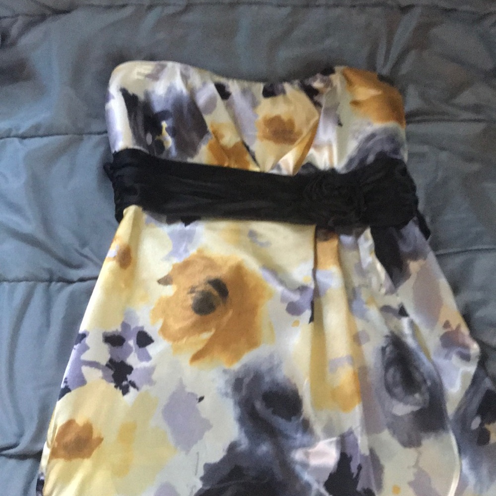 Strapless dress